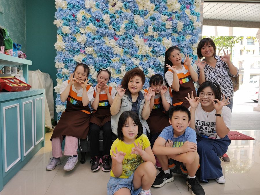 擔任 NGO 營運、行銷、組織發展策略顧問實績照片